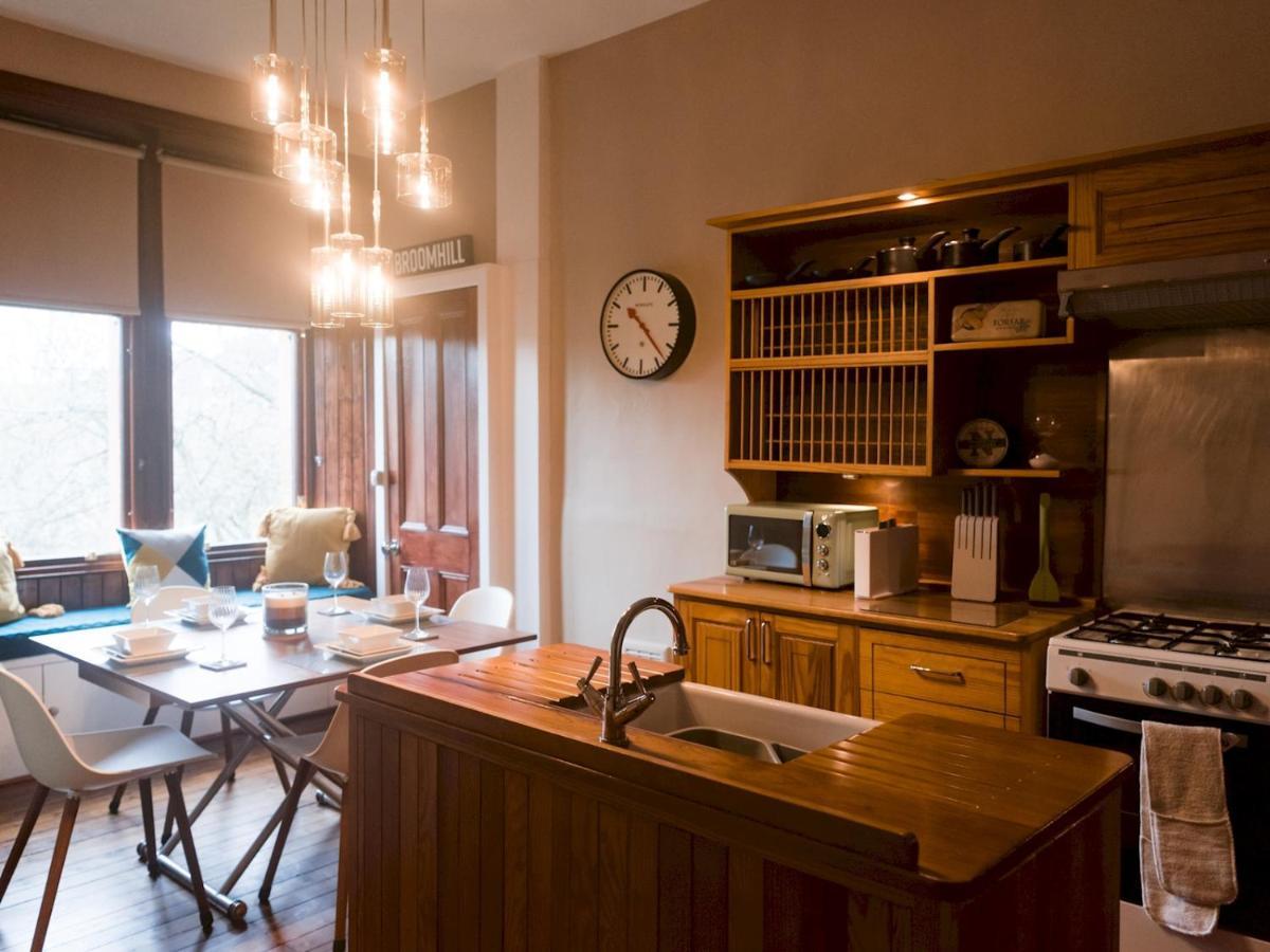 Pass The Keys Beautiful, Traditional 2 Bed Flat W Free Parking Glasgow Luaran gambar