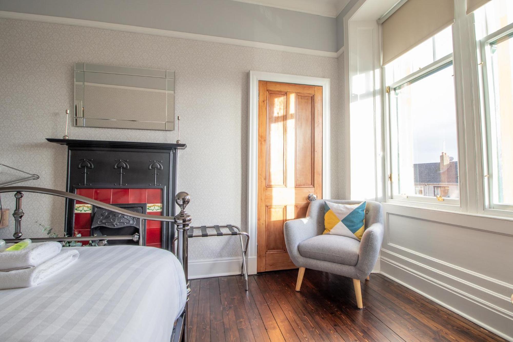 Pass The Keys Beautiful, Traditional 2 Bed Flat W Free Parking Glasgow Luaran gambar